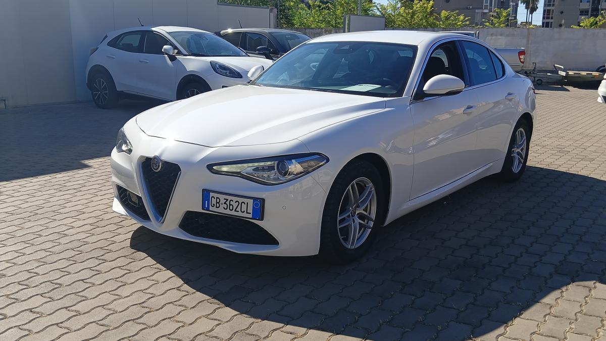 Alfa Romeo GIULIA 2.2 TD 160CV AT8 Business